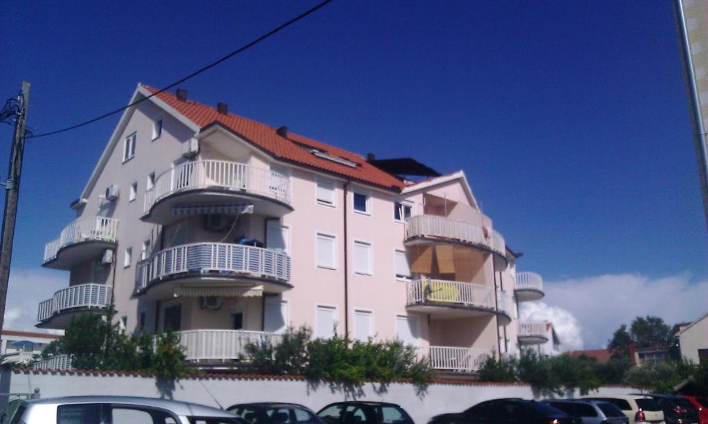 Apartments Little Castle Vodice Quarto foto