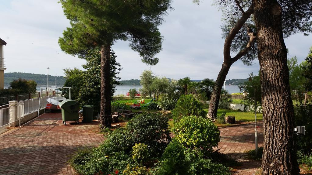 Apartments Little Castle Vodice Exterior foto