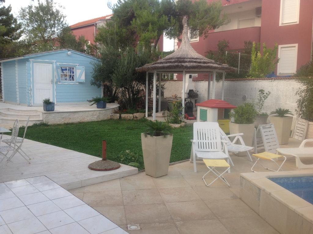 Apartments Little Castle Vodice Exterior foto